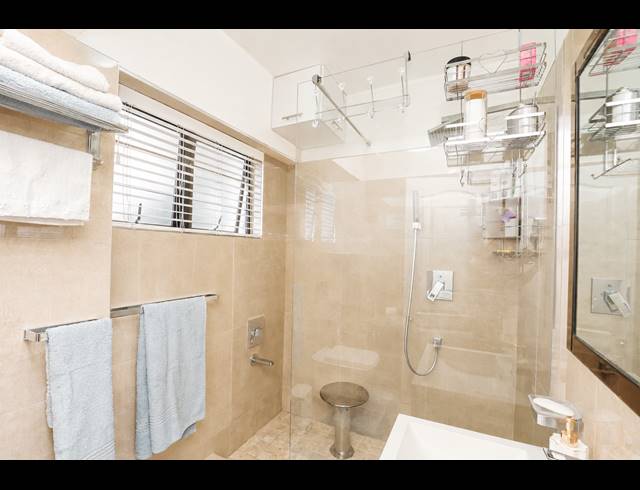2 BEDROOM APARTMENT FOR SALE IN ESSENWOOD